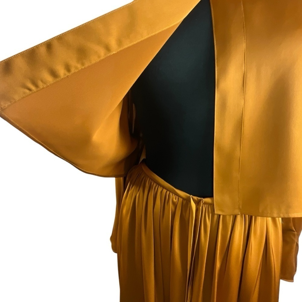 NAP Free Flowing‎ Cropped Jacket Lounge Wear Pleated Sleeve Cuff in Warm Amber - Picture 4 of 14